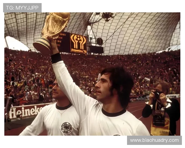 龙赛罗怒斥盖德穆勒奖评选不公反皇马偏见让评委失去理智 龙赛罗怒斥盖德穆勒奖评选不公反皇马偏见让评委失去理智