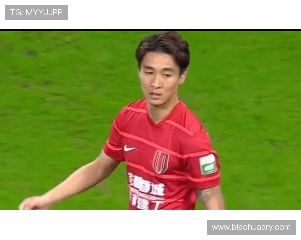 蹇韬回应球迷质疑称输球又怎样情绪激动被韦世豪甘超及时拦下 蹇韬回应球迷质疑称输球又怎样情绪激动被韦世豪甘超及时拦下